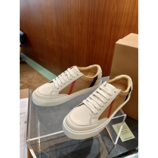 Burberry Sneakers